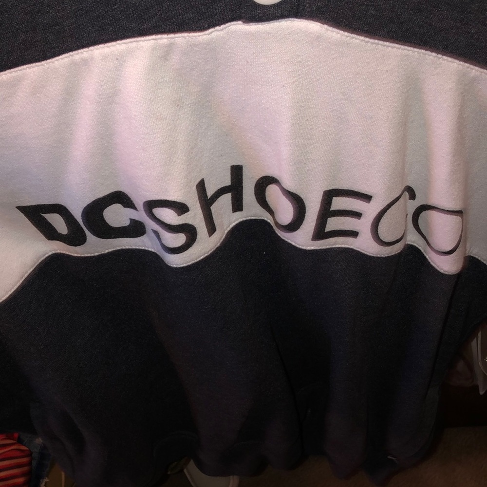 Dc sweater